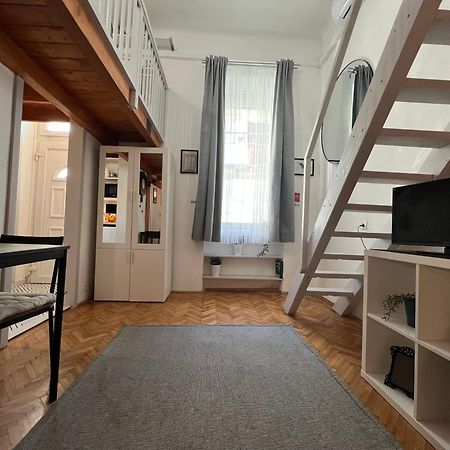 Lovely Little Loft Studio In The Heart Of Budapest Exterior foto