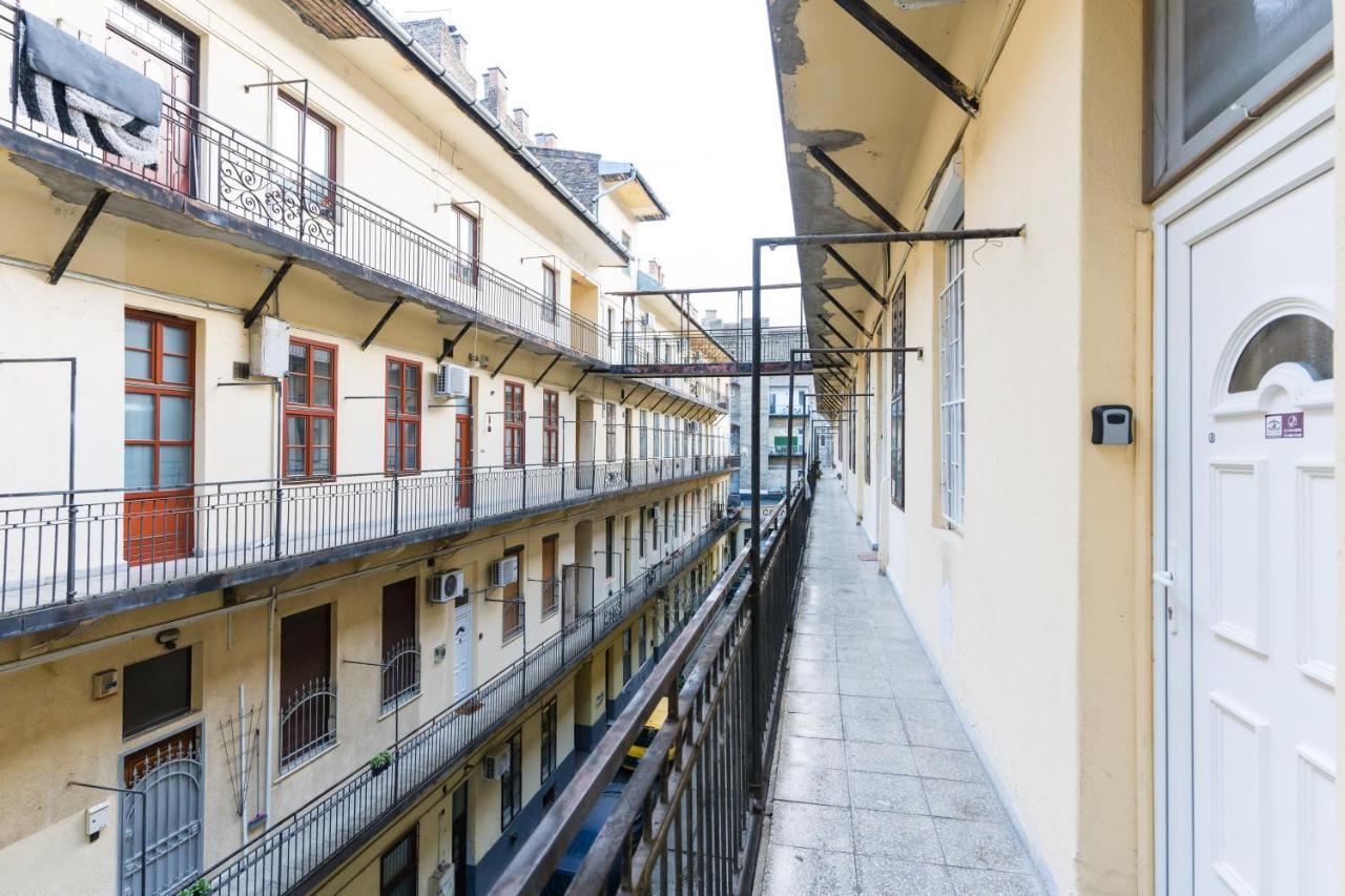Lovely Little Loft Studio In The Heart Of Budapest Exterior foto